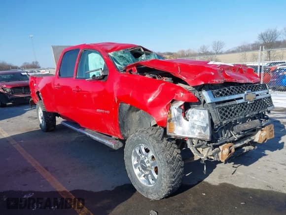✅ 2012 Chevrolet Silverado 2500HD LTZ • VIN: 1GC1KYEG3CF225520 • Lot: 40979301. Listed on IAAI with Not provided. Free auction sales archive from the USA and detailed vehicle history report at DreamBid. Image 1.