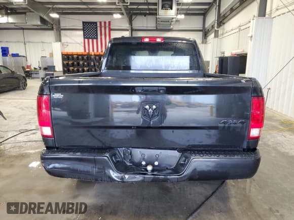 ✅ 2018 Ram 1500 Express • VIN: 1C6RR7FG2JS315129 • Лот: 53548795. Опубликован ранее на Copart с пробегом 156 620 миль. Бесплатный доступ к архиву аукционных продаж из США и подробный отчёт об истории автомобиля на DreamBid. Изображение 6.