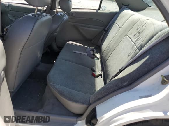 ✅ 1998 Mercury Tracer LS • VIN: 1MEFM13P0WW617349 • Lot: 59004643. Wystawiony na Copart z przebiegiem 286 342 mil. Bezpłatny archiwum sprzedaży aukcyjnych z USA i szczegółowy raport historii pojazdu na DreamBid. Zdjęcie 10.