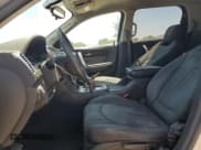 ✅ 2010 GMC Acadia SL • VIN: 1GKLRKED4AJ240100 • Лот: 63528015. Опубликован ранее на Copart с пробегом 163 318 миль. Бесплатный доступ к архиву аукционных продаж из США и подробный отчёт об истории автомобиля на DreamBid. Изображение 7.