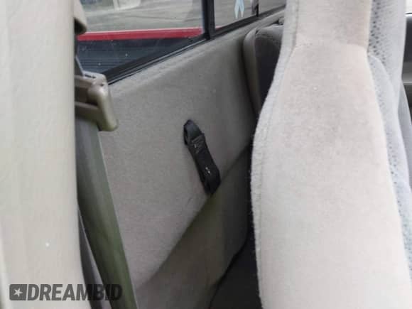 2002 Dodge Dakota Sport z VIN 1B7FL36X62S720322, wystawiony jako IAAI lot #42191267 z przebiegiem 108 191 mil mil oraz . Historia ofert i sprzedaży dostępna na DreamBid. Obrazek 8.