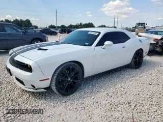 2016 Dodge Challenger SXT z VIN 2C3CDZAG8GH254390, wystawiony jako Copart lot #68737665 z przebiegiem 206 885 mil mil oraz Szkoda całkowita • Salvage title. Historia ofert i sprzedaży dostępna na DreamBid. Obrazek 1.