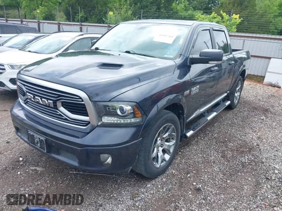2018 Ram 1500 Longhorn с VIN 1C6RR7PT9JS194756, выставлен на аукционе IAAI как лот 42187251 с пробегом 251 399 миль миль и . История ставок и продаж доступна на DreamBid. Изображение 2.