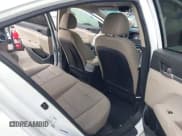 ✅ 2019 Hyundai Elantra SE • VIN: 5NPD74LF5KH492891 • Lot: 43386161. Listed on IAAI with 112,045 mi. Free auction sales archive from the USA and detailed vehicle history report at DreamBid. Image 8.