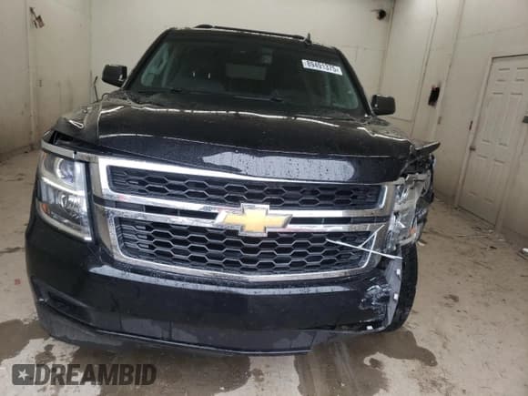 ✅ 2015 Chevrolet Suburban LT • VIN: 1GNSKJKC2FR533978 • Lot: 89491375. Wystawiony na Copart z przebiegiem 148 405 mil. Bezpłatny archiwum sprzedaży aukcyjnych z USA i szczegółowy raport historii pojazdu na DreamBid. Zdjęcie 5.