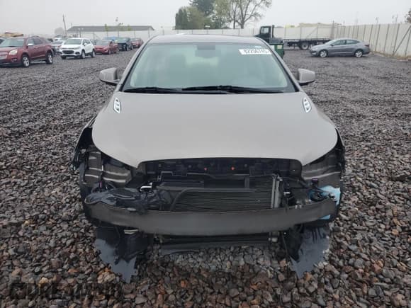 ✅ 2011 Buick LaCrosse CXL • VIN: 1G4GC5ED6BF120606 • Lot: 82256745. Listed on Copart with 107,670 mi. Free auction sales archive from the USA and detailed vehicle history report at DreamBid. Image 5.