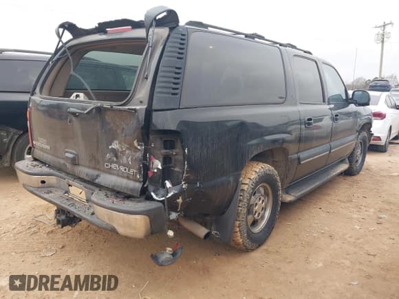 ✅ 2002 Chevrolet Suburban LS • VIN: 3GNEC16Z42G281945 • Лот: 41419037. Опубликован ранее на IAAI с пробегом 203 928 миль. Бесплатный доступ к архиву аукционных продаж из США и подробный отчёт об истории автомобиля на DreamBid. Изображение 4.