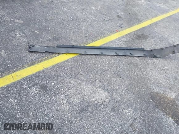 ✅ 2016 Dodge Challenger R/T Plus • VIN: 2C3CDZBT2GH153146 • Lot: 41269202. Listed on IAAI with 80,573 mi. Free auction sales archive from the USA and detailed vehicle history report at DreamBid. Image 11.