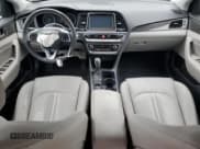 ✅ 2019 Hyundai Sonata Limited • VIN: KMHE54L25KA093361 • Лот: 57810885. Опубликован ранее на Copart с пробегом 29 278 миль. Бесплатный доступ к архиву аукционных продаж из США и подробный отчёт об истории автомобиля на DreamBid. Изображение 8.