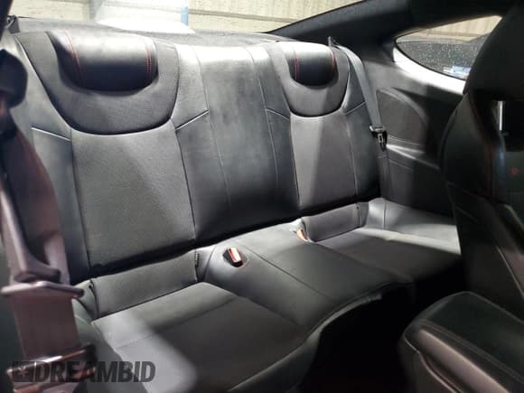 ✅ 2014 Hyundai Genesis Coupe Ultimate • VIN: KMHHU6KJ2EU117641 • Лот: 62582035. Опубликован ранее на Copart с пробегом 98 810 миль. Бесплатный доступ к архиву аукционных продаж из США и подробный отчёт об истории автомобиля на DreamBid. Изображение 10.