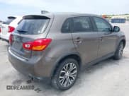 ✅ 2017 Mitsubishi Outlander ES • VIN: JA4AP3AU3HZ003267 • Lot: 42734751. Wystawiony na IAAI z przebiegiem 107 478 mil. Bezpłatny archiwum sprzedaży aukcyjnych z USA i szczegółowy raport historii pojazdu na DreamBid. Zdjęcie 4.
