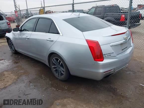 ✅ 2015 Cadillac CTS Luxury RWD • VIN: 1G6AR5S36F0131881 • Lot: 41406498. Listed on IAAI with 172,612 mi. Free auction sales archive from the USA and detailed vehicle history report at DreamBid. Image 3.