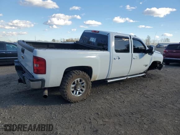 ✅ 2011 Chevrolet Silverado 2500HD LTZ • VIN: 1GC1KYC86BF108363 • Лот: 90917965. Опубликован ранее на Copart с пробегом 234 730 миль. Бесплатный доступ к архиву аукционных продаж из США и подробный отчёт об истории автомобиля на DreamBid. Изображение 3.