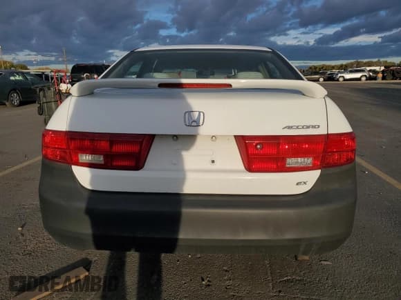 ✅ 2005 Honda Accord EX • VIN: 1HGCM56765A057678 • Lot: 85418135. Listed on Copart with 166,383 mi. Free auction sales archive from the USA and detailed vehicle history report at DreamBid. Image 6.