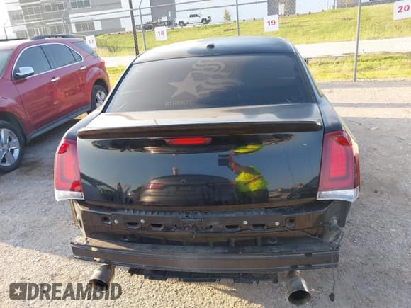 ✅ 2012 Chrysler 300 Limited • VIN: 2C3CCACG3CH251179 • Лот: 43412637. Опубликован ранее на IAAI с пробегом 96 754 миль. Бесплатный доступ к архиву аукционных продаж из США и подробный отчёт об истории автомобиля на DreamBid. Изображение 17.