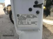 ✅ 2001 Chevrolet Silverado 1500 LS • VIN: 2GCEC19T611227652 • Лот: 92412245. Опубликован ранее на Copart с пробегом 262 663 миль. Бесплатный доступ к архиву аукционных продаж из США и подробный отчёт об истории автомобиля на DreamBid. Изображение 12.