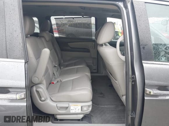 ✅ 2012 Honda Odyssey EX-L • VIN: 5FNRL5H63CB035402 • Lot: 43779658. Listed on IAAI with 170,420 mi. Free auction sales archive from the USA and detailed vehicle history report at DreamBid. Image 8.