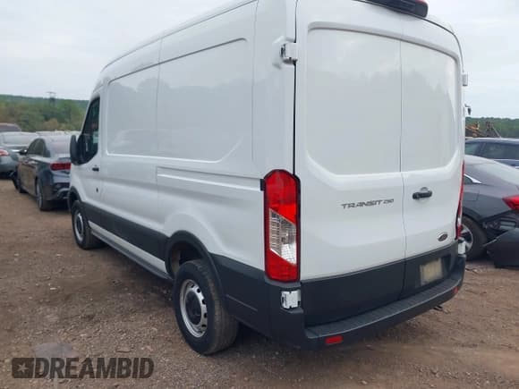 ✅ 2023 Ford Transit Cargo • VIN: 1FTBR1C89PKA95825 • Лот: 43282416. Опубликован ранее на IAAI с пробегом 44 657 миль. Бесплатный доступ к архиву аукционных продаж из США и подробный отчёт об истории автомобиля на DreamBid. Изображение 3.