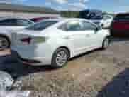 2019 Hyundai Elantra SE z VIN 5NPD74LF3KH415341, wystawiony jako IAAI lot #43413818 z przebiegiem 106 025 mil mil oraz . Historia ofert i sprzedaży dostępna na DreamBid. Obrazek 4.