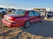 ✅ 2002 Ford Crown Victoria LX • VIN: 2FAFP74W52X160186 • Lot: 94668485. Wystawiony na Copart z przebiegiem 112 201 mil. Bezpłatny archiwum sprzedaży aukcyjnych z USA i szczegółowy raport historii pojazdu na DreamBid. Zdjęcie 3.