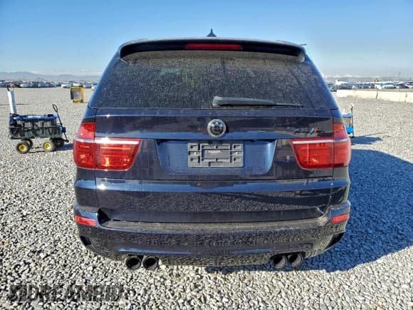 ✅ 2013 BMW X5 M • VIN: 5YMGY0C50D0C11911 • Lot: 95313135. Wystawiony na Copart z przebiegiem 101 476 mil. Bezpłatny archiwum sprzedaży aukcyjnych z USA i szczegółowy raport historii pojazdu na DreamBid. Zdjęcie 6.