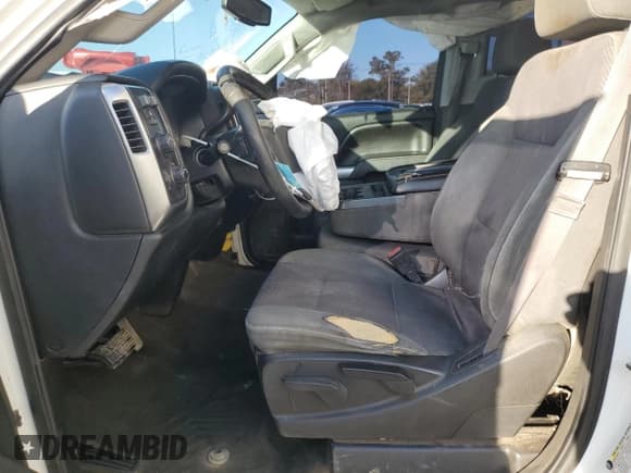 ✅ 2015 Chevrolet Silverado 2500HD LT • VIN: 1GC1KVEG2FF568127 • Lot: 87189465. Listed on Copart with 303,267 mi. Free auction sales archive from the USA and detailed vehicle history report at DreamBid. Image 7.