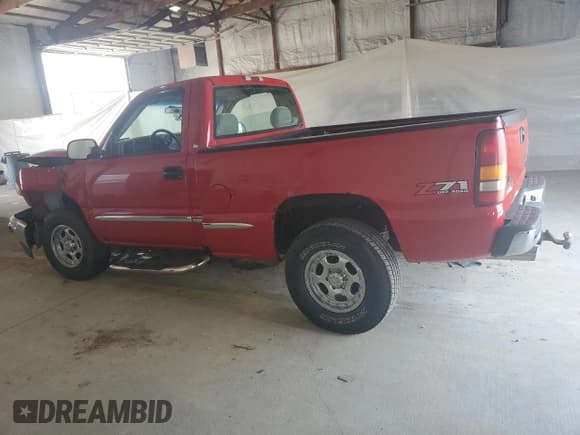 ✅ 2000 GMC Sierra 1500 SLE • VIN: 1GTEK14TXYZ226578 • Лот: 62469795. Опубликован ранее на Copart с пробегом 163 147 миль. Бесплатный доступ к архиву аукционных продаж из США и подробный отчёт об истории автомобиля на DreamBid. Изображение 2.