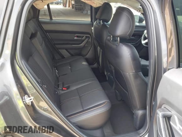 ✅ 2023 Mazda CX-50 Meridian Edition • VIN: 7MMVABXY2PN141188 • Lot: 43037021. Wystawiony na IAAI z przebiegiem 26 016 mil. Bezpłatny archiwum sprzedaży aukcyjnych z USA i szczegółowy raport historii pojazdu na DreamBid. Zdjęcie 8.