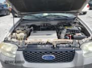 ✅ 2006 Ford Escape Hybrid • VIN: 1FMYU96H46KD56176 • Lot: 68761805. Wystawiony na Copart z przebiegiem 138 396 mil. Bezpłatny archiwum sprzedaży aukcyjnych z USA i szczegółowy raport historii pojazdu na DreamBid. Zdjęcie 12.