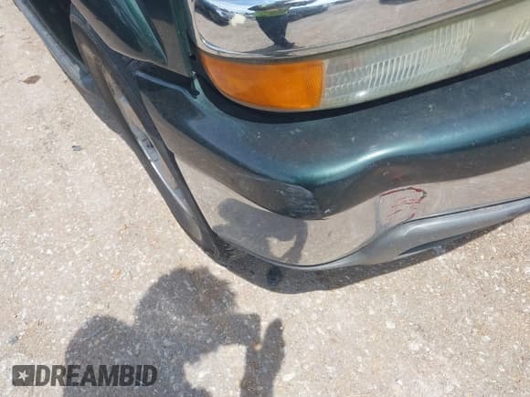 ✅ 2004 Chevrolet Suburban LS • VIN: 3GNEC16Z64G275762 • Лот: 42606394. Опубликован ранее на IAAI с пробегом 150 111 миль. Бесплатный доступ к архиву аукционных продаж из США и подробный отчёт об истории автомобиля на DreamBid. Изображение 12.