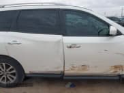 ✅ 2014 Nissan Pathfinder Platinum • VIN: 5N1AR2MN3EC727078 • Lot: 42076108. Wystawiony na IAAI z przebiegiem 181 936 mil. Bezpłatny archiwum sprzedaży aukcyjnych z USA i szczegółowy raport historii pojazdu na DreamBid. Zdjęcie 14.