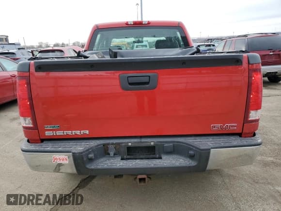 ✅ 2010 GMC Sierra 1500 • VIN: 3GTRCTEA9AG161803 • Lot: 46456495. Wystawiony na Copart z przebiegiem 128 796 mil. Bezpłatny archiwum sprzedaży aukcyjnych z USA i szczegółowy raport historii pojazdu na DreamBid. Zdjęcie 6.