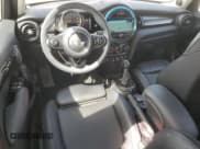 ✅ 2016 MINI Hardtop 4 Door S • VIN: WMWXU3C51G2D28635 • Лот: 50839805. Опубликован ранее на Copart с пробегом 76 274 миль. Бесплатный доступ к архиву аукционных продаж из США и подробный отчёт об истории автомобиля на DreamBid. Изображение 8.