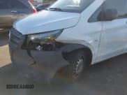✅ 2018 Mercedes-Benz Metris Cargo • VIN: WD3PG2EA4J3416795 • Лот: 43585977. Опубликован ранее на IAAI с пробегом 209 871 миль. Бесплатный доступ к архиву аукционных продаж из США и подробный отчёт об истории автомобиля на DreamBid. Изображение 6.