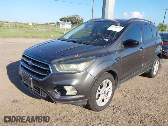 ✅ 2017 Ford Escape SE • VIN: 1FMCU0GD6HUA93326 • Lot: 43282931. Wystawiony na IAAI z przebiegiem 113 548 mil. Bezpłatny archiwum sprzedaży aukcyjnych z USA i szczegółowy raport historii pojazdu na DreamBid. Zdjęcie 2.