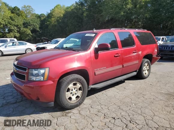 ✅ 2012 Chevrolet Suburban LT • VIN: 1GNSCJE09CR211610 • Lot: 74185604. Wystawiony na Copart z przebiegiem 161 488 mil. Bezpłatny archiwum sprzedaży aukcyjnych z USA i szczegółowy raport historii pojazdu na DreamBid. Zdjęcie 1.