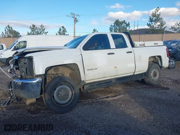 ✅ 2015 Chevrolet Silverado 2500HD Work Truck • VIN: 1GC2KUEG9FZ534540 • Лот: 43417176. Опубликован ранее на IAAI с пробегом 205 742 миль. Бесплатный доступ к архиву аукционных продаж из США и подробный отчёт об истории автомобиля на DreamBid. Изображение 17.