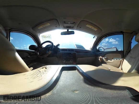 ✅ 2013 Chevrolet Silverado 3500HD Work Truck • VIN: 1GC2KYEG8DZ181745 • Lot: 42968414. Listed on IAAI with 421,104 mi. Free auction sales archive from the USA and detailed vehicle history report at DreamBid. Image 19.