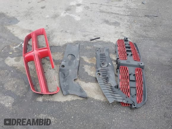 ✅ 2014 Dodge Charger Police • VIN: 2C3CDXAT5EH185995 • Lot: 43590929. Listed on IAAI with 177,171 mi. Free auction sales archive from the USA and detailed vehicle history report at DreamBid. Image 12.