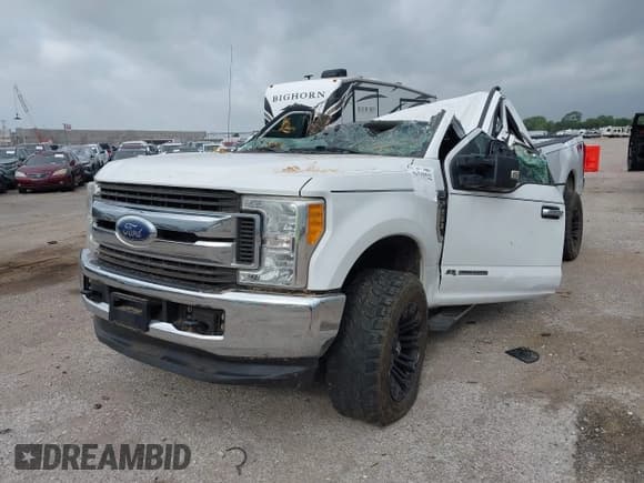✅ 2017 Ford F-250 Lariat • VIN: 1FT7W2BT1HED50669 • Лот: 42535522. Опубликован ранее на IAAI с пробегом 145 937 миль. Бесплатный доступ к архиву аукционных продаж из США и подробный отчёт об истории автомобиля на DreamBid. Изображение 2.