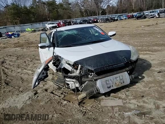 ✅ 2016 Hyundai Veloster Turbo Rally Edition • VIN: KMHTC6AE1GU283461 • Lot: 42947155. Wystawiony na Copart z przebiegiem 81 484 mil. Bezpłatny archiwum sprzedaży aukcyjnych z USA i szczegółowy raport historii pojazdu na DreamBid. Zdjęcie 11.