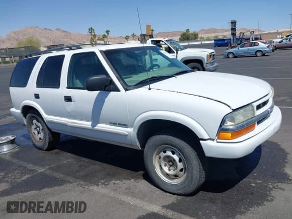 ✅ 2004 Chevrolet Blazer LS • VIN: 1GNDT13XX4K139559 • Lot: 42126705. Wystawiony na IAAI z przebiegiem 197 460 mil. Bezpłatny archiwum sprzedaży aukcyjnych z USA i szczegółowy raport historii pojazdu na DreamBid. Zdjęcie 13.