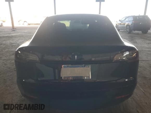 ✅ 2020 Tesla Model 3 Standard Range Plus • VIN: 5YJ3E1EA9LF630112 • Лот: 84725415. Опубликован ранее на Copart с пробегом 54 026 миль. Бесплатный доступ к архиву аукционных продаж из США и подробный отчёт об истории автомобиля на DreamBid. Изображение 6.