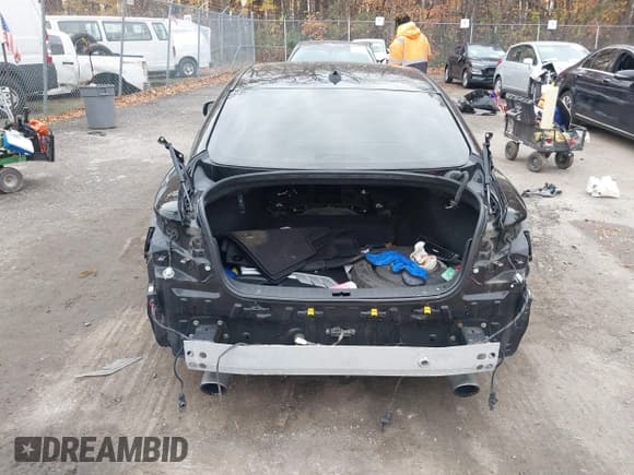 ✅ 2018 Infiniti Q50 Red Sport 400 • VIN: JN1FV7AR9JM480439 • Lot: 43762434. Wystawiony na IAAI z przebiegiem 68 595 mil. Bezpłatny archiwum sprzedaży aukcyjnych z USA i szczegółowy raport historii pojazdu na DreamBid. Zdjęcie 17.