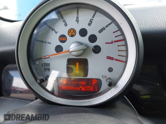 ✅ 2012 MINI Hardtop • VIN: WMWSU3C52CT264021 • Lot: 42896887. Wystawiony na IAAI z przebiegiem 156 666 mil. Bezpłatny archiwum sprzedaży aukcyjnych z USA i szczegółowy raport historii pojazdu na DreamBid. Zdjęcie 15.