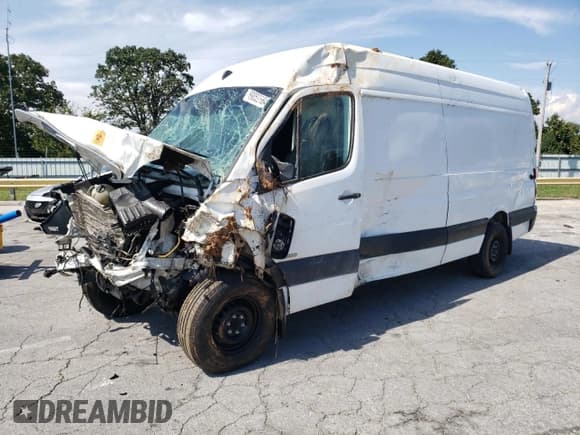 ✅ 2011 Freightliner Sprinter • VIN: WDYPE8CC4B5552423 • Lot: 69059564. Listed on Copart with Not provided. Free auction sales archive from the USA and detailed vehicle history report at DreamBid. Image 1.
