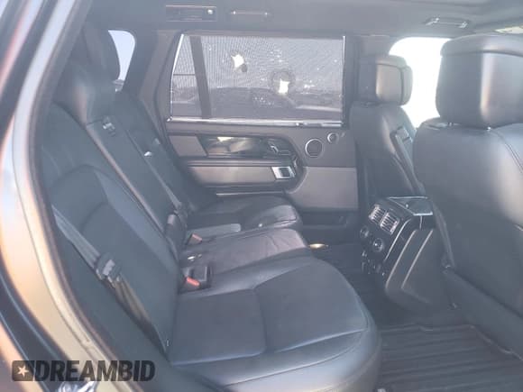 ✅ 2021 Land Rover Range Rover P525 Westminster • VIN: SALGS5SEXMA415401 • Лот: 66204875. Опубликован ранее на Copart с пробегом 33 211 миль. Бесплатный доступ к архиву аукционных продаж из США и подробный отчёт об истории автомобиля на DreamBid. Изображение 11.