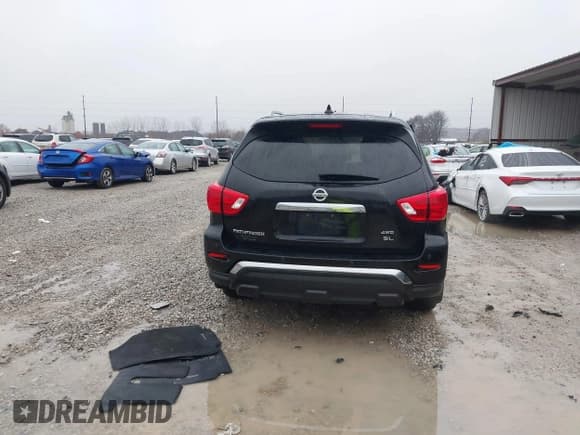 ✅ 2019 Nissan Pathfinder S • VIN: 5N1DR2MM6KC652196 • Lot: 43762210. Listed on IAAI with 53,730 mi. Free auction sales archive from the USA and detailed vehicle history report at DreamBid. Image 16.
