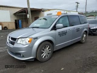 ✅ 2019 Dodge Grand Caravan SXT • VIN: 2C4RDGCG2KR695779 • Лот: 86435315. Опубликован ранее на Copart с пробегом 151 878 миль. Бесплатный доступ к архиву аукционных продаж из США и подробный отчёт об истории автомобиля на DreamBid. Изображение 1.