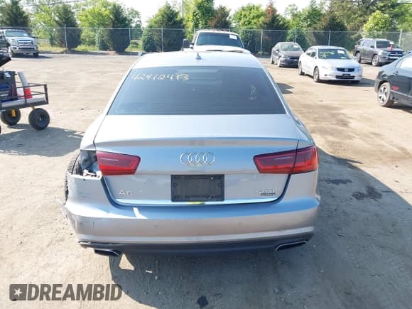 ✅ 2017 Audi A6 Premium • VIN: WAUF8AFC6HN078756 • Lot: 42412413. Wystawiony na IAAI z przebiegiem 149 930 mil. Bezpłatny archiwum sprzedaży aukcyjnych z USA i szczegółowy raport historii pojazdu na DreamBid. Zdjęcie 17.